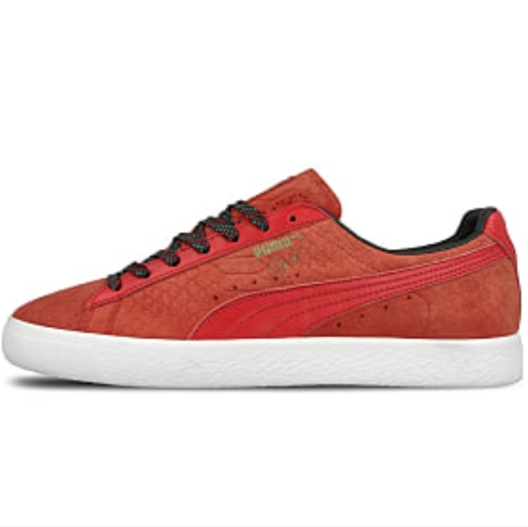 Puma Clude Suede Sneakers - Picture 15 of 17